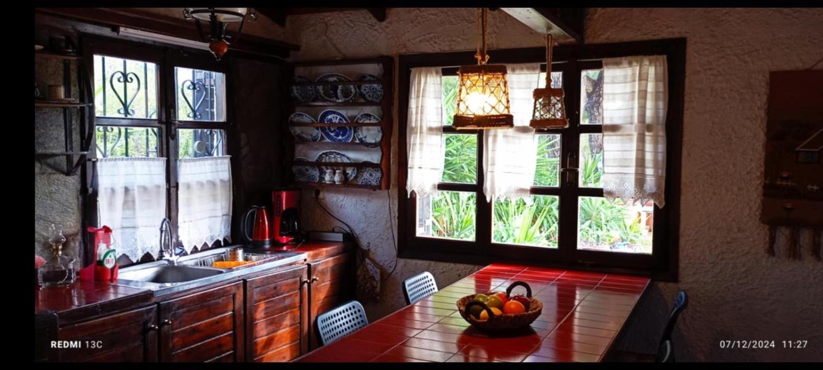 Phedra'S House Spata- Artemida Екстериор снимка